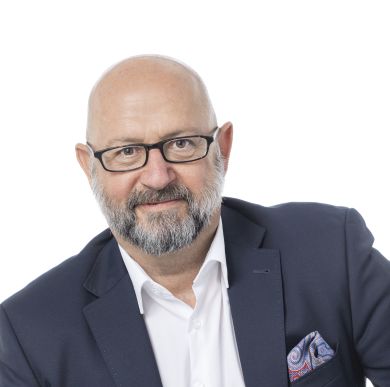 Bundesvorstand: Porträt von Herrn Maydin, ISUV-Experte für Familienrecht, Scheidung, Sorgerecht und Unterhalt.